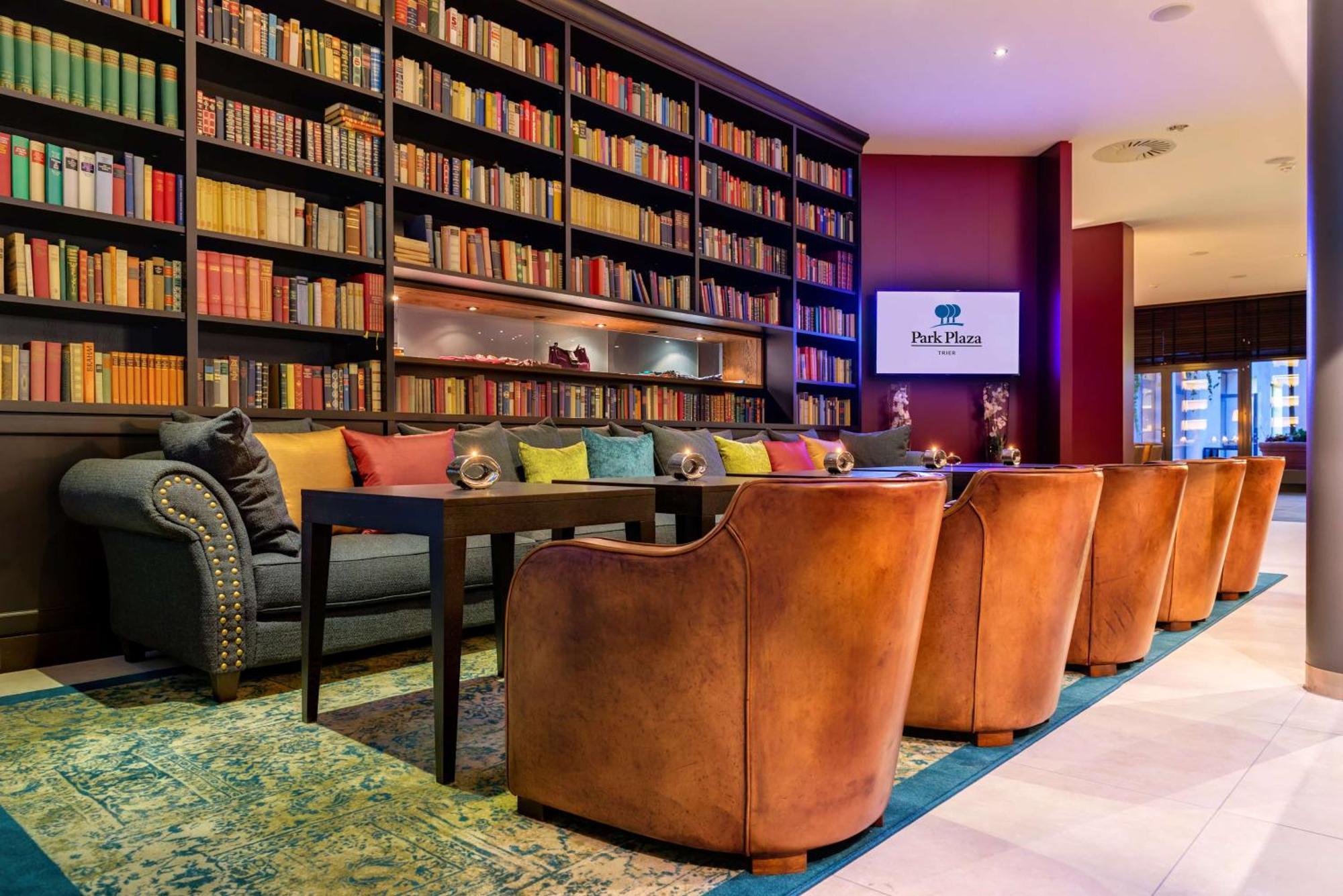 Park Plaza 4*