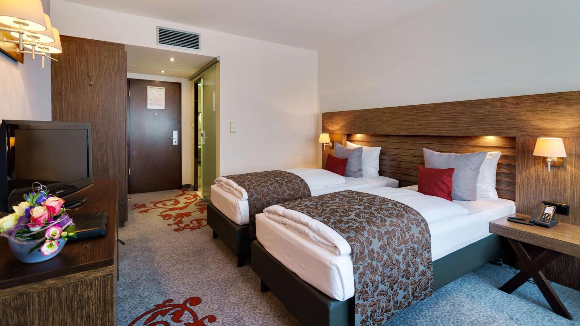 Hotel Park Plaza 4*